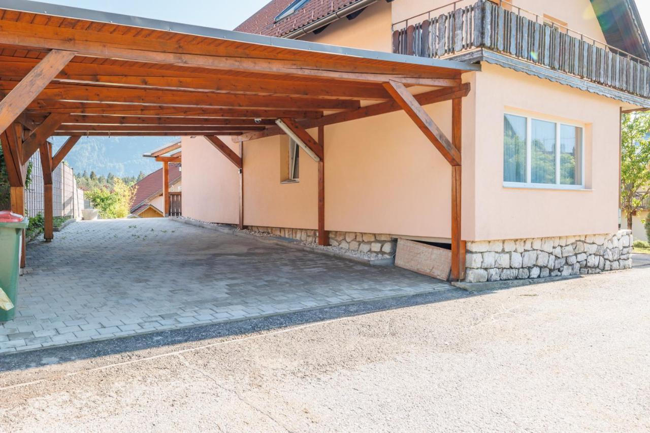 Ferienhaus Auszeit Natur フィラハ エクステリア 写真